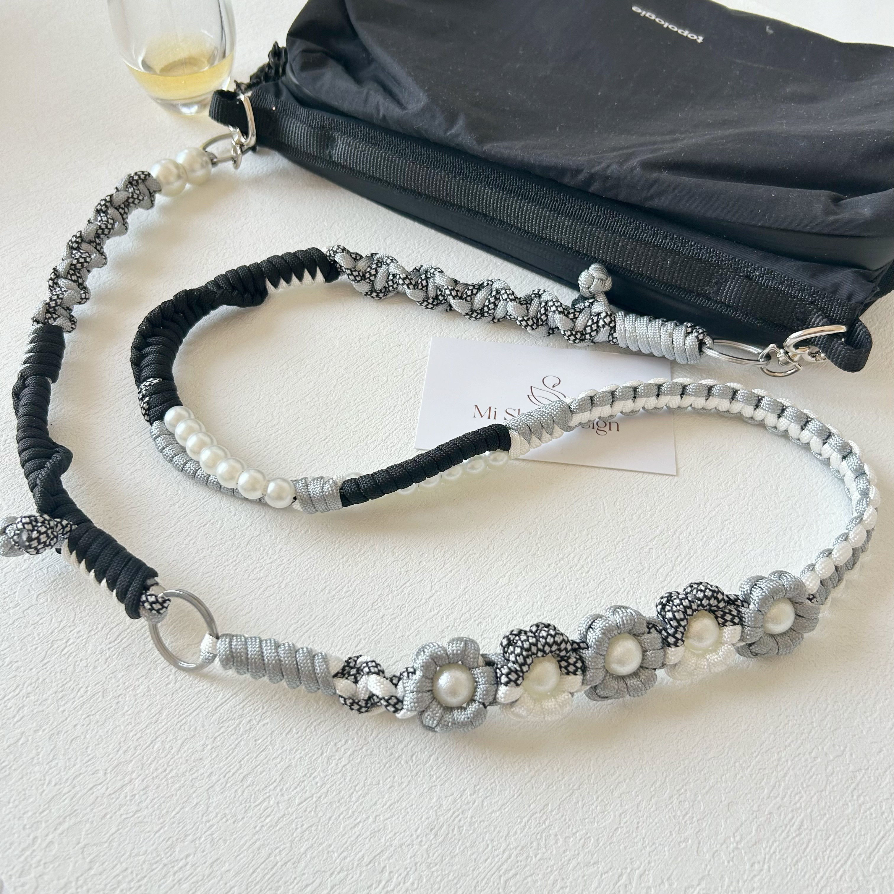 【受注制作】ミックス編み　フラワー　スマホストラップ スマホショルダー　ストラップ　ショルダーストラップ