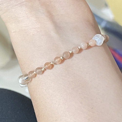 レア！！サンストーンキラキラバングルブレスレット！！！ レア！！サンストーンキラキラバングルブレスレット