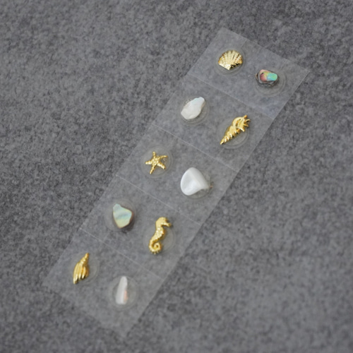 耳つぼジュエリー，耳つぼアクセサリー、耳ツボjewelry、耳つぼシール