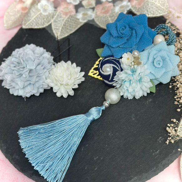 七五三 髪飾り バラ コサージュリボン つまみ細工 3歳 7歳 3枚目の画像