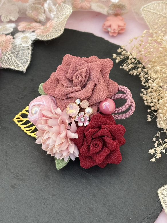 七五三 髪飾り バラ コサージュリボン つまみ細工 3歳 7歳 7枚目の画像