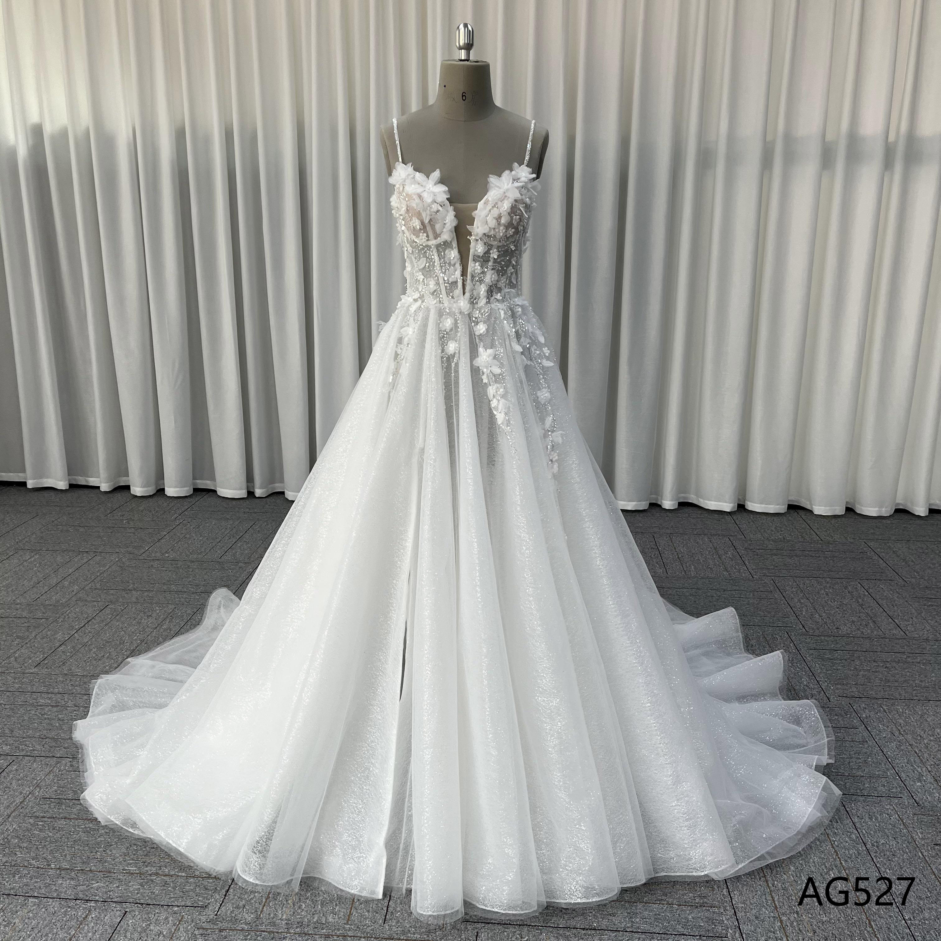 送料無料　お花飾り　グッリターキラキラ　肩紐あり　チャック　編みあげ　ロングトレーン　サイズオーダー可能　上品　前撮り