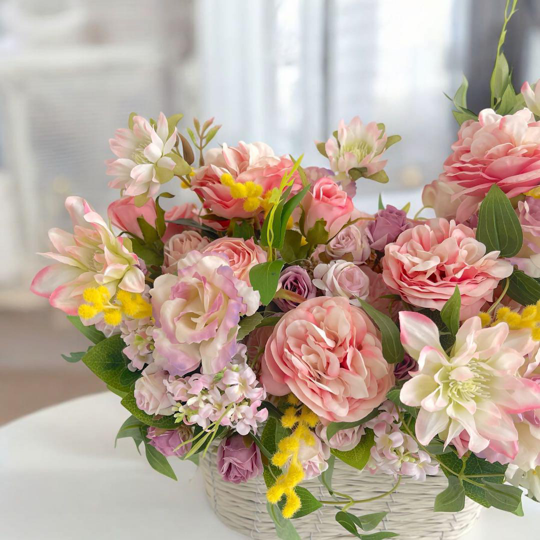 華やかローズとミモザのフラワーアレンジメント 母の日・誕生日・記念日ギフト アーティフィシャルフラワー 無料ラッピング付