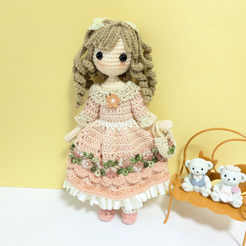 ✿オレンジの花のワンピースの女の子 着せ替えあみぐるみ あみぐるみ