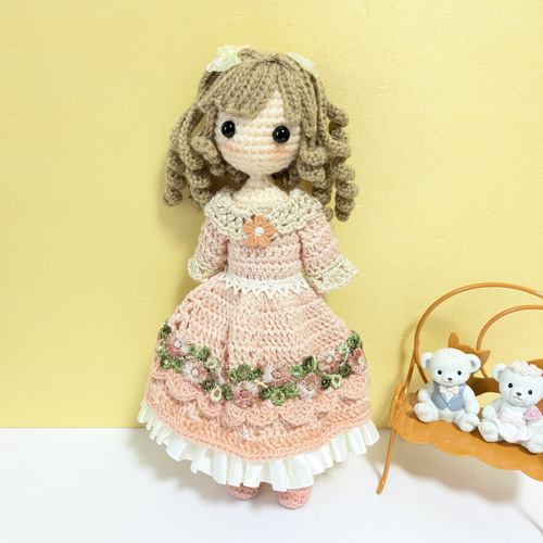 ✿オレンジの花のワンピースの女の子 着せ替えあみぐるみ あみぐるみ