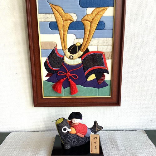 【美品】きめこみパッチワーク　五月人形　兜　藍染め 伝統織物のトップブランド塩沢織木目込みパッチワーク 五月人形 金襴の