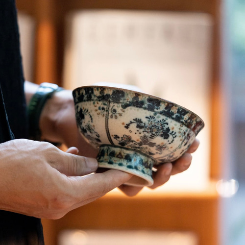 中国古陶磁器　古玩　16世紀　明代　青華　古染付　木と実　荒木高麗　茶碗　茶道具 中国古陶磁器 古玩 16世紀 明代 青華 古染付 木と実 荒木高麗