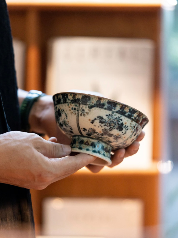 中国古美術・珍品旧蔵・七宝彩磁器の碗セット・茶碗・純手描き・箱付・置物・文房具 2350362197.jpg?1724114704