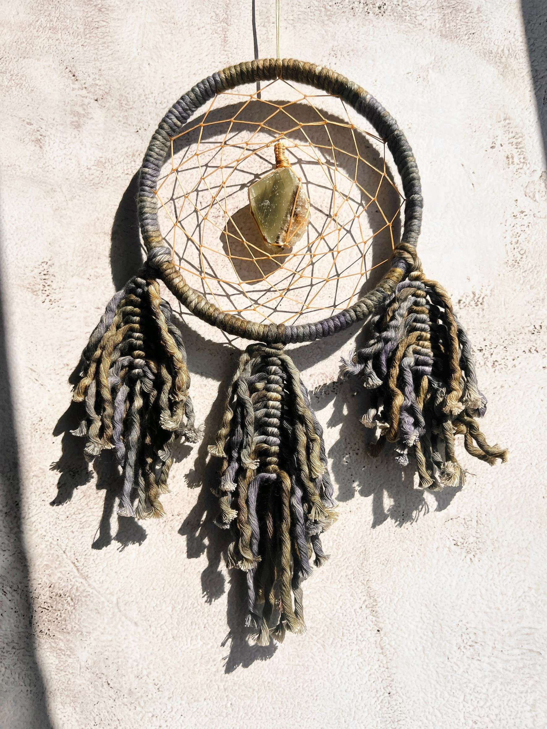 カルサイトと手染め糸のドリームキャッチャー No,361