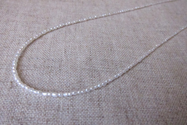 ホワイトケシパールロングネックレス (80cm)