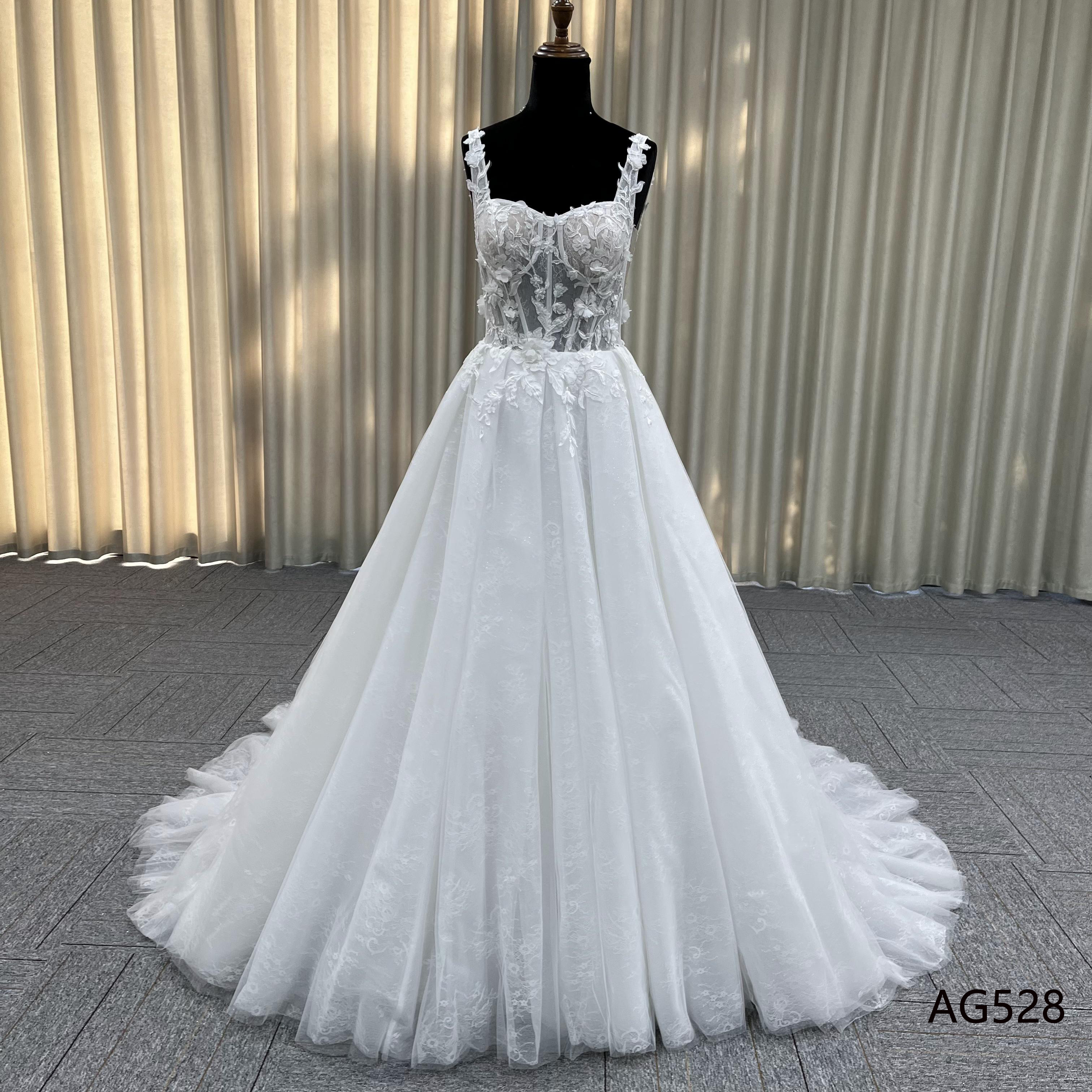 激売れ人気商品　立体感　スクエアネック　優雅　ファスナー　白　前撮り二次会　ウェディング　ブライダル　プリンセスライン