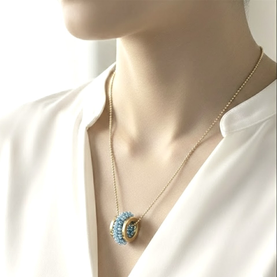 ミミール・カー  ペンダント（ブルー系）　l-bdze071n 4,565円