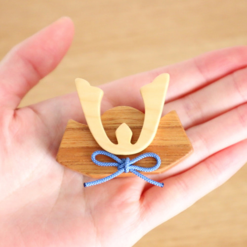 ご出産お祝い＊無垢材から生まれた鯉のぼりと兜の木製五月人形 こども