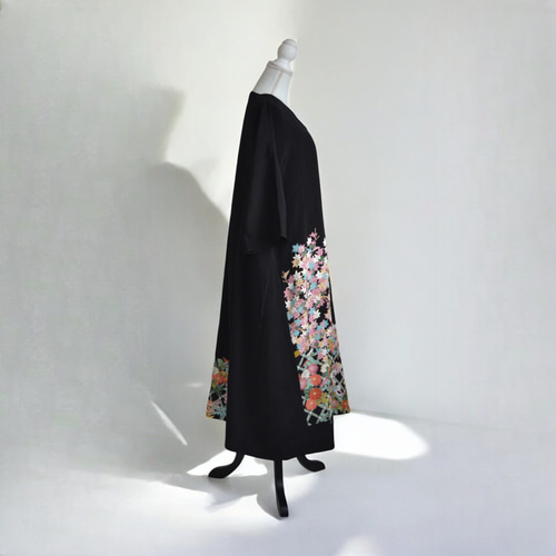 【Tono様】フォーマルワンピース（4点）✿黒留袖✿和モダン（着物リメイク） Mukuちん様】フォーマルツーピース✿黒留袖✿和モダン（着物