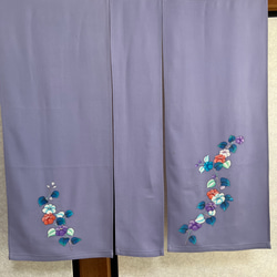 着物リメイク暖簾ーのれん、花柄、鳳凰、横〜121–丈〜119,1点物