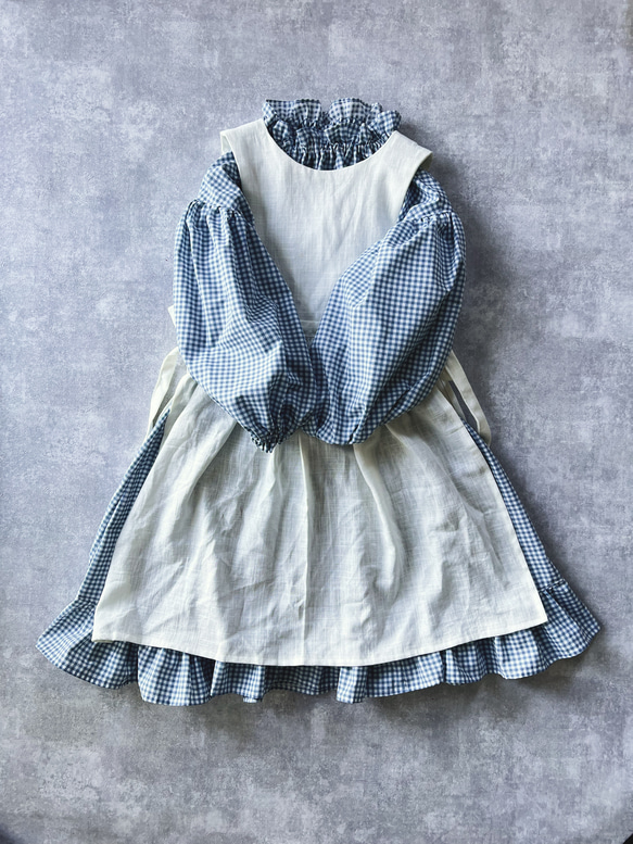 ハンドメイド子供服 前掛けエプロン付き ギンガムチェックワンピース セット販売】エプロン付きギンガムチェックのワンピース