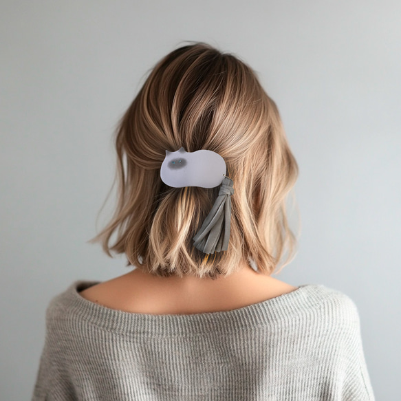 【瞳が選べる】猫のバレッタ /  グレー 12枚目の画像