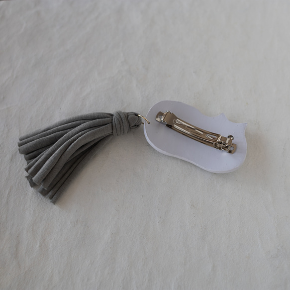 【瞳が選べる】猫のバレッタ /  グレー 7枚目の画像