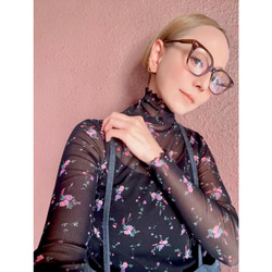 RATA❤️M＆L❤️型崩れしにくい高収縮のメローシアートップス❤️アンティークフラワー❤️レトロアイボリー❤️古着にも 15枚目の画像