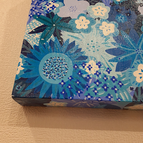 青だらけの花の作品 抽象画 キャンバスアート 25×25cm 画家 小楠アキコ