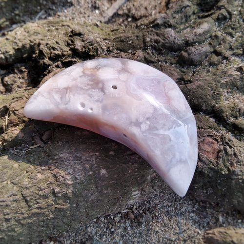 SALE 瑪瑙　月 SALE】お月様◇ハイクオリティ桜瑪瑙53mm 天然石 HAYSTONE 通販