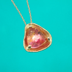 【1点物】包み ペンダント〔K10 トルマリン〕 6枚目の画像