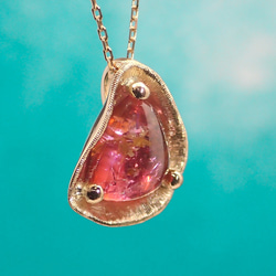 【1点物】包み ペンダント〔K10 トルマリン〕 3枚目の画像