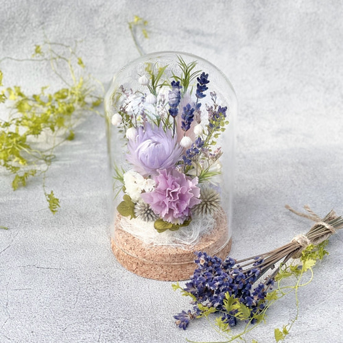 ハンドメイドドライフラワー　ラベンダー ディスプレードーム lavender✳︎ガラスドームアレンジ/ メッセージタグ / ラベンダー