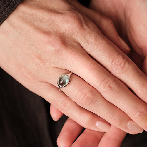 サファイアシルバーリング バイカラーサファイアのシルバーリング 11号 ジュエリー