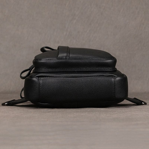 美品登場☆ボディバッグ メンズ レザー 耐久 ワンショルダーバッグ 本 