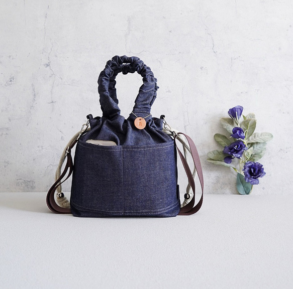 岡山牛仔束口袋（海軍藍）旅行推薦◎2way單肩包休閒托特包春季海軍藍 第1張的照片