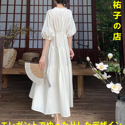 高級感。スタイリッシュなデザイン、綿麻Vネック重工刺繍