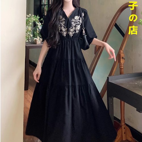 【上品エレガント❤️新品インポート✨】華やか刺繍ホワイトワンピ♡春夏コーデ♡ 4D115987-7F78-4241-A8EA-