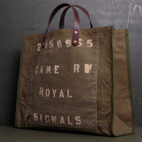 両面にステンシルが残る1953イギリス軍Royal Signalsヴィンテージ