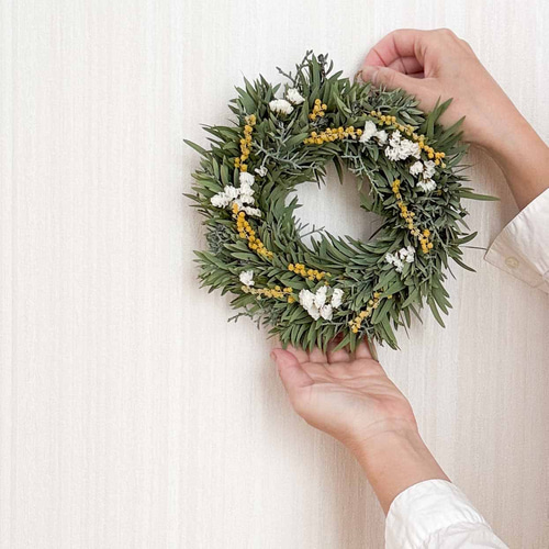 ミモザとグリーンのナチュラルリース 23cmMサイズ | ドライフラワー