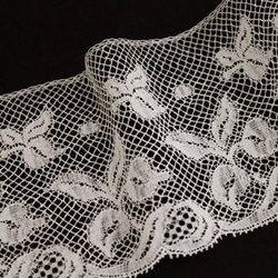 ♡沢山♡　フランスアンティーク　レース　ドレスパーツ　ヴァランシエンヌ　素材 ♡沢山♡ フランスアンティーク レース ドレスパーツ ヴァランシエンヌ