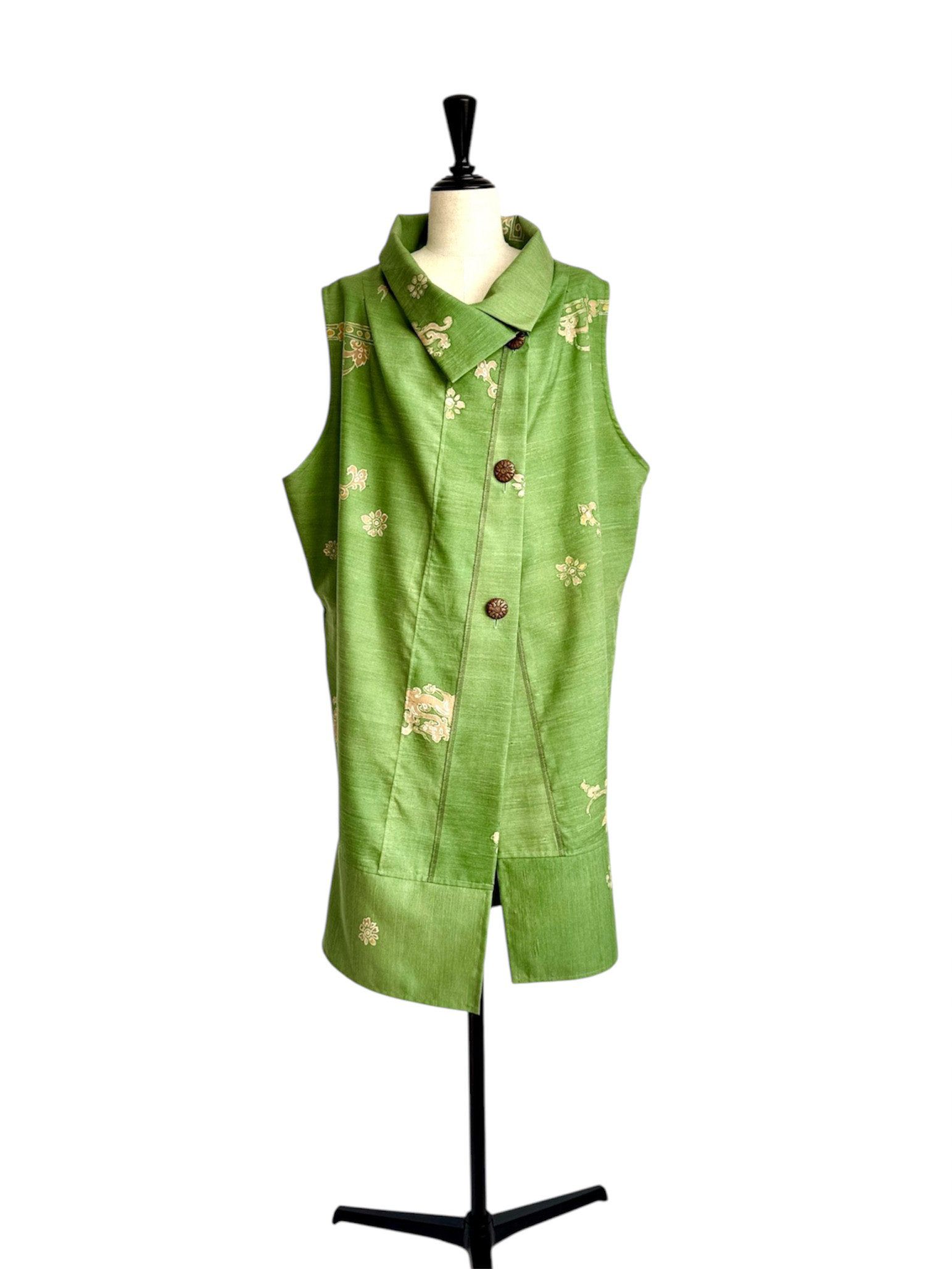 Vintage kimono 節のある上質紬でアシンメトリーロングベスト ロングジレ　木製ブローチ付き　着物リメイク