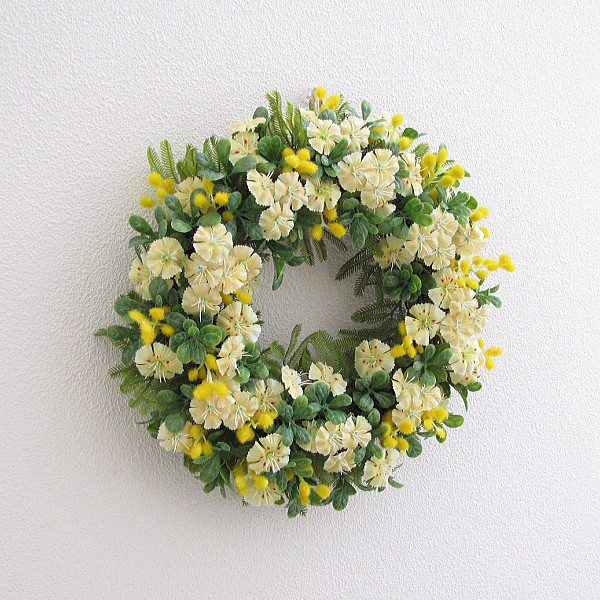 ミモザ・ナデシコ入り春リース　アーティフィシャルフラワー　直径約28cm　ｃｍwh151
