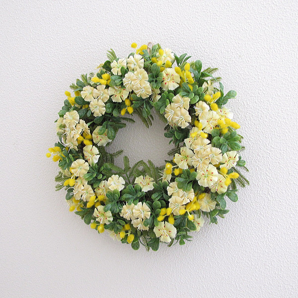 ミモザ・ナデシコ入り春リース　アーティフィシャルフラワー　直径約28cm　ｃｍwh151