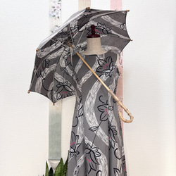 新年の贈り物 雨ゴートから作った晴雨兼用パゴダ日傘 赤蛺蝶 傘・日傘 Lotus その他