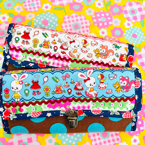 昭和レトロアニマル 可愛い長財布 はいから横丁お着替え柄 スカイ