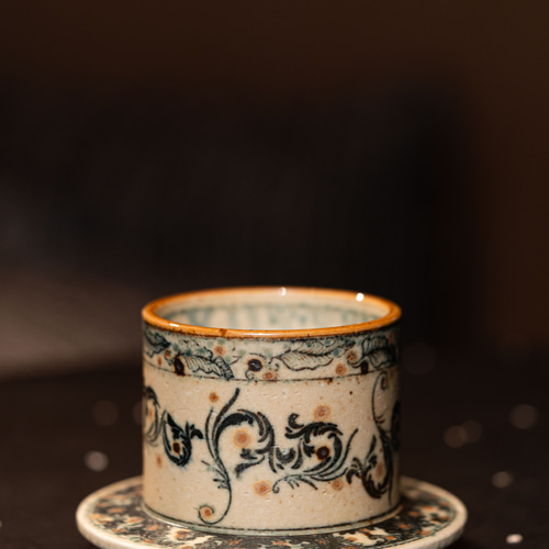 詩瓷集の新作・中国唐風青花磁器手作コーヒー器具「ケーキドリッパー