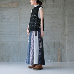 冬日→春日氣息，鏤空蕾絲點綴♡ 手工編織棉質鉤針背心（25s-04）黑色 ver.2 第6張的照片