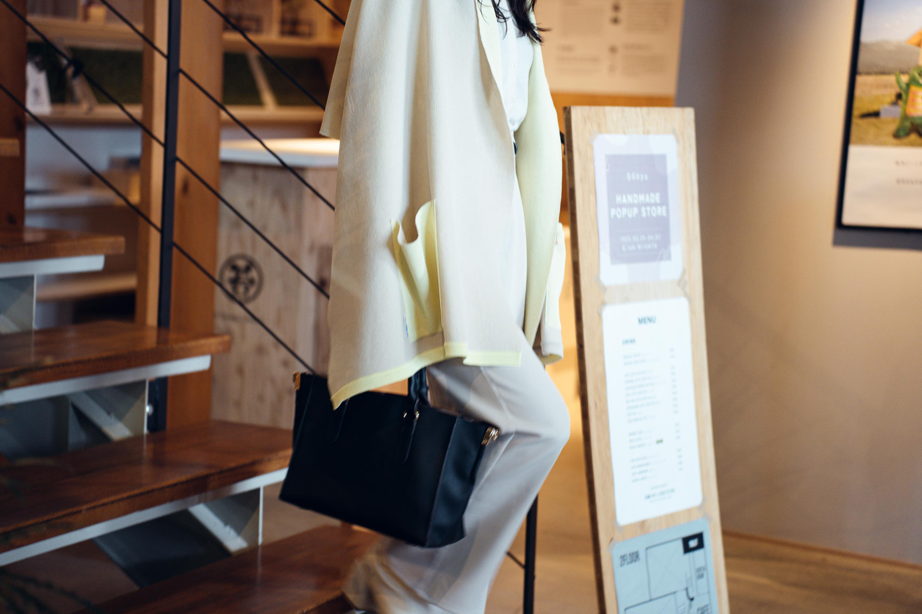 ☆冬ギフト 送料無料☆ CLEMATIS 人気和紙ニット リバーシブル和紙50％ストール パステルたたきポケット