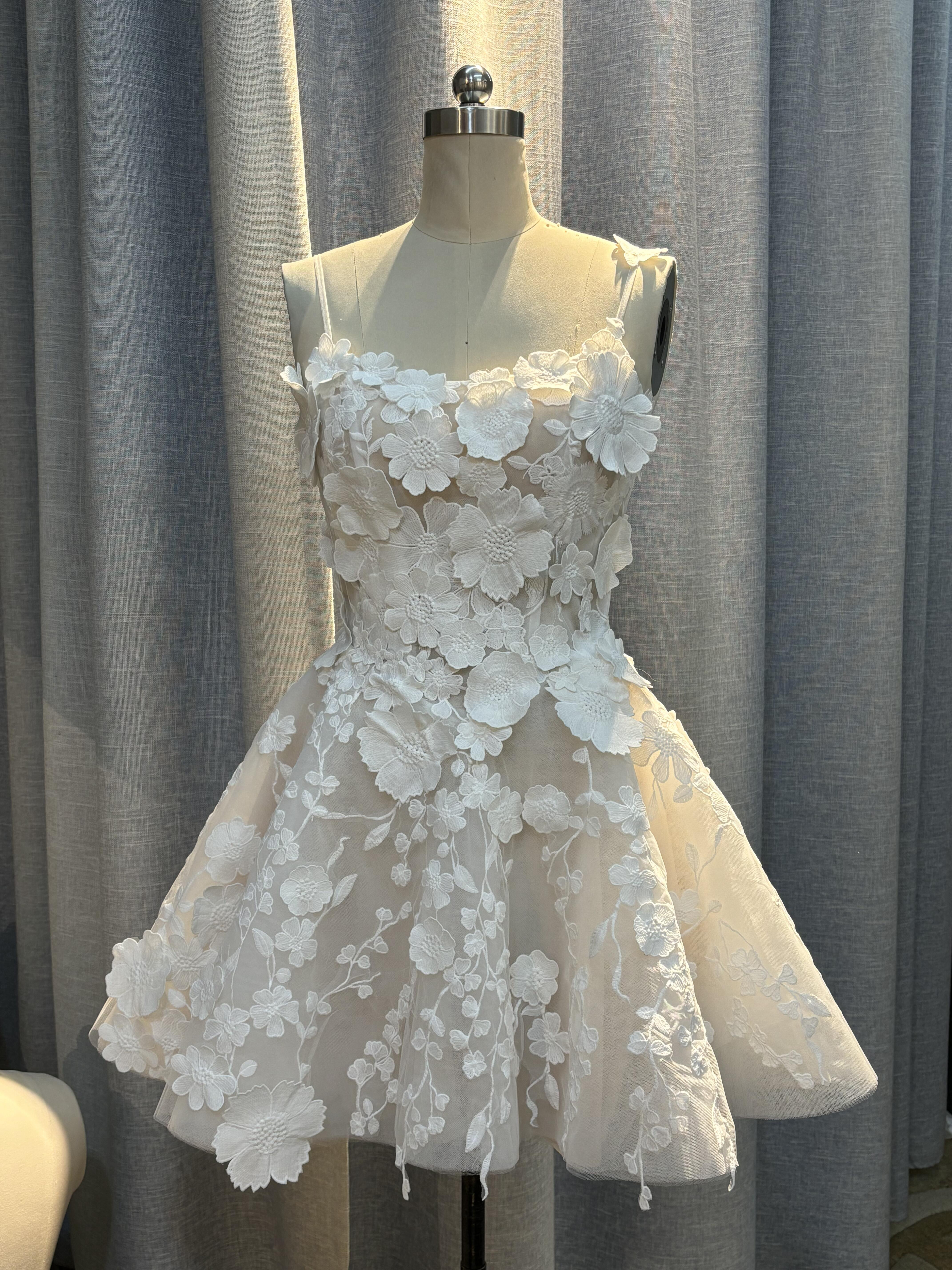 【即日発送】NOTER emor ノートルエモア　チュールミニドレス tulle mini dress（ドレス）｜NOTREemor（ノートルエモア）の
