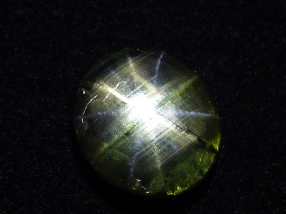 ☆希少☆12条の星☆スターサファイア5.10ct/11.0mm☆天然石コランダム