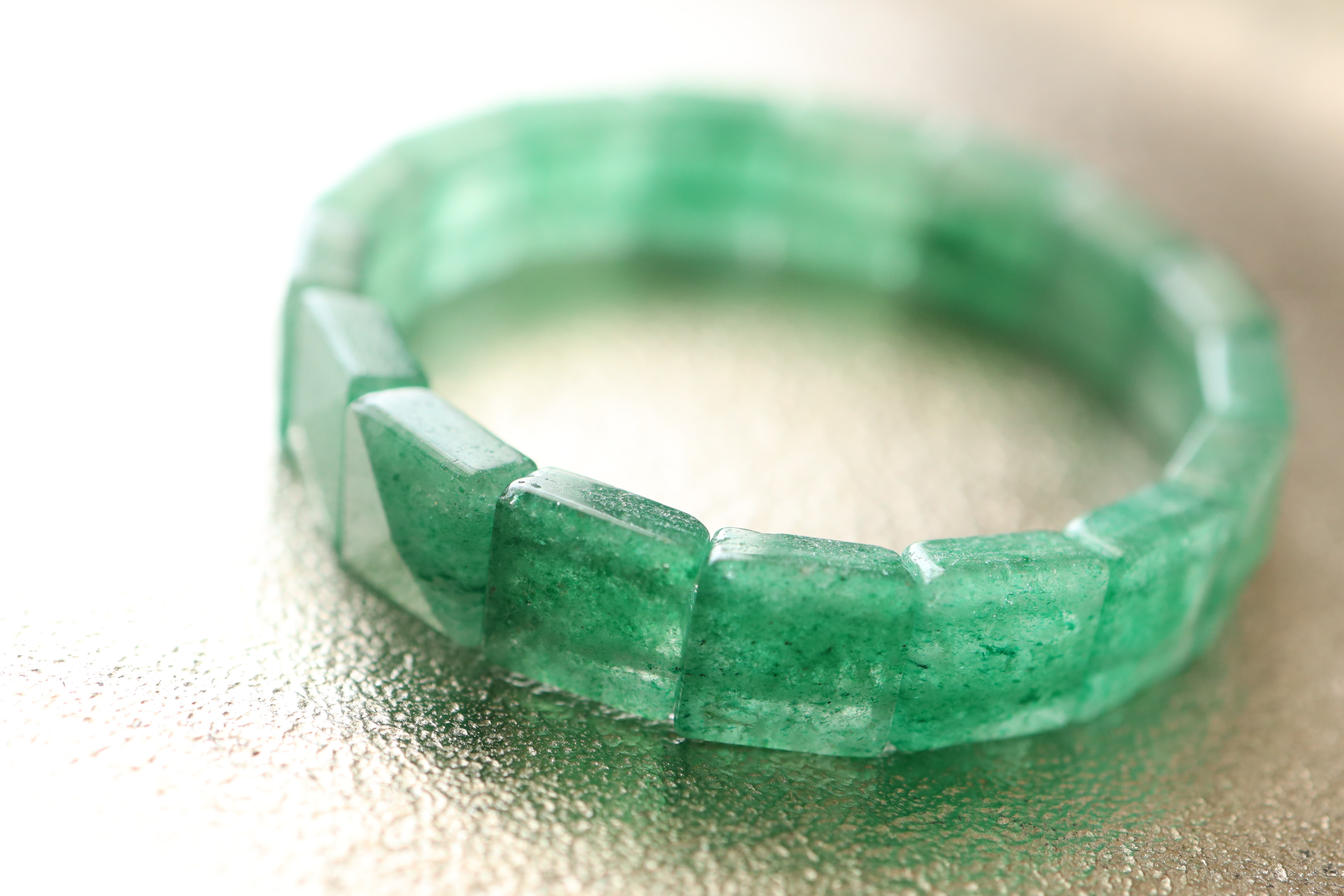 …☆プレミアム品質☆最高の癒しの石☆…☆アベンチュリン：9.5ミリ×11ミリ（バングル）☆天然石☆…