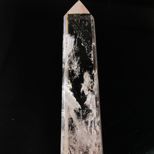 オベリスク水晶　天然石のおまけつき 繁栄の象徴✴︎オベリスク水晶 天然石 虹色の星 通販 19096262｜Creema