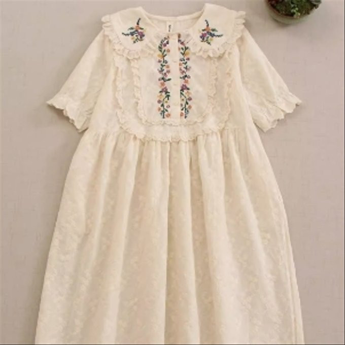 夏の新 半袖 ワンピース ゆったり 刺繍 ロングスカート