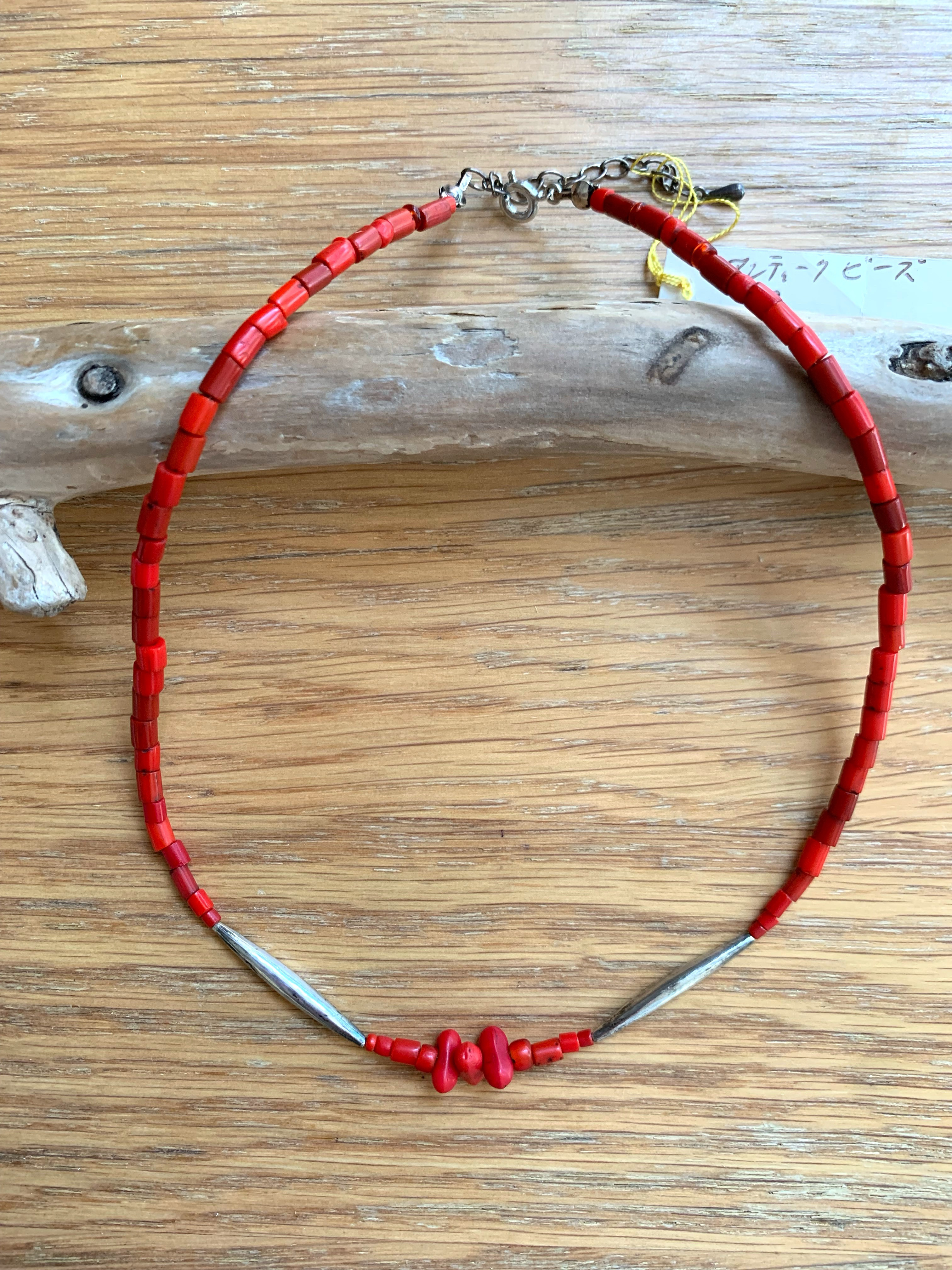 アンティークビーズネックレス　レッド　シルバー